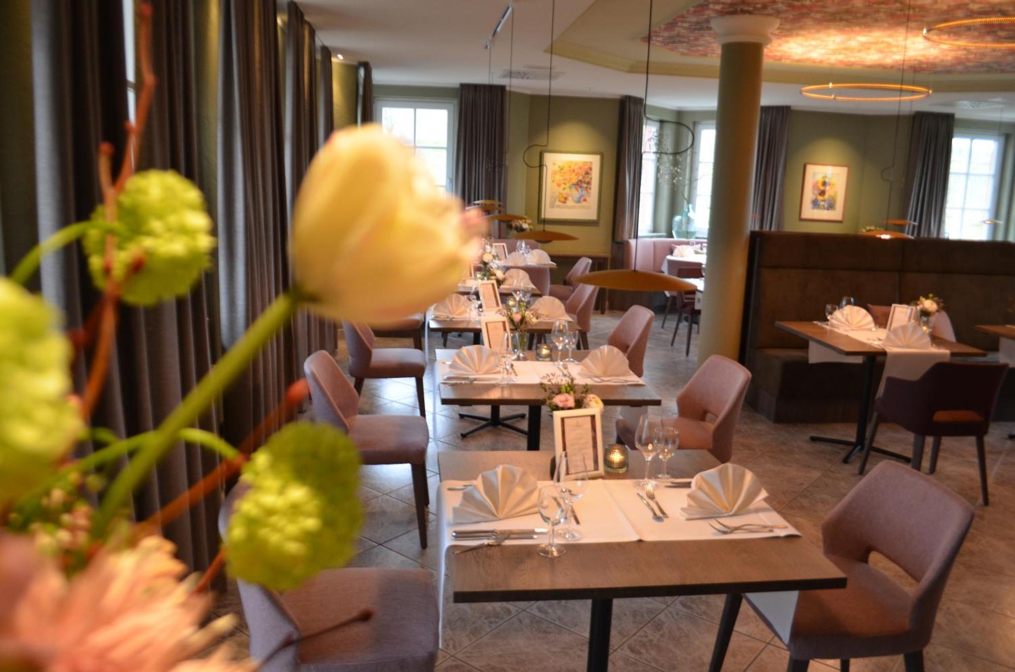 Castell Hotel & Restaurant Leinsweiler Εξωτερικό φωτογραφία